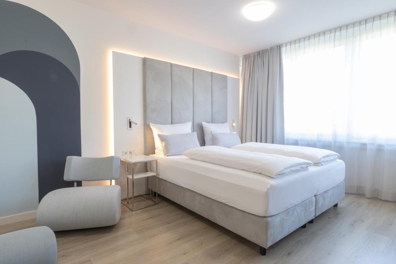Zzzpace Smart-Hotel Bielefeld Zentrum Eksteriør billede
